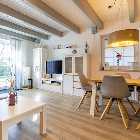 Ferienhaus Alana Hooksiel Exteriör bild